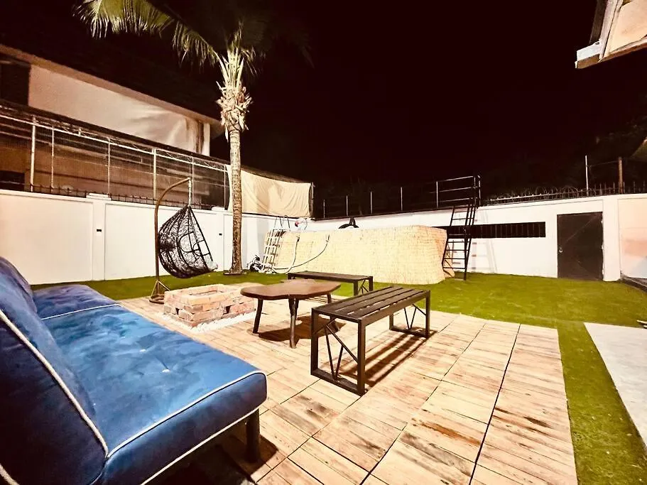 Luxury Private Pool Villa + Riverview Bbq Patio! George Town